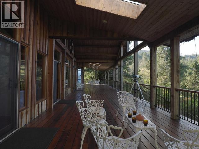 10032 Leslie Road, Powell River, British Columbia   - Photo 51 - 19389