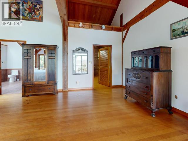 10032 Leslie Road, Powell River, British Columbia   - Photo 31 - 19389