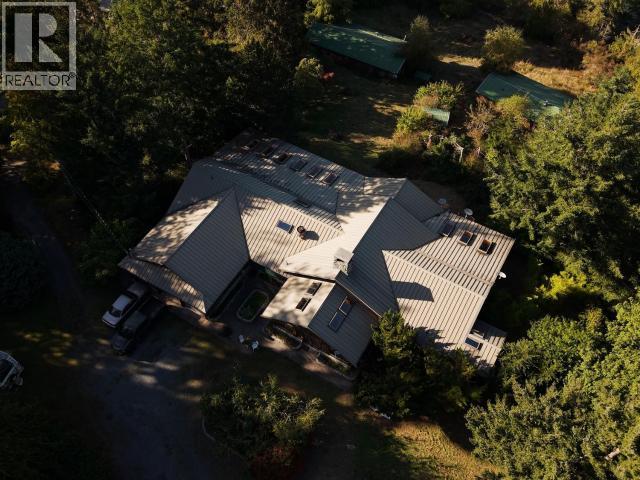 10032 Leslie Road, Powell River, British Columbia   - Photo 52 - 19389