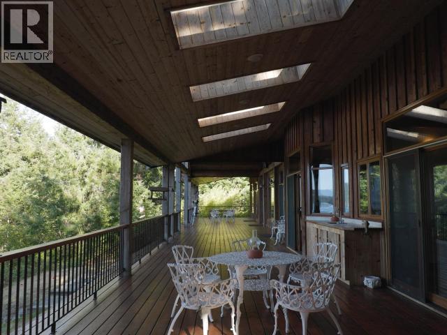 10032 Leslie Road, Powell River, British Columbia   - Photo 50 - 19389