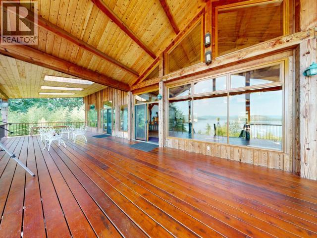 10032 Leslie Road, Powell River, British Columbia   - Photo 14 - 19389