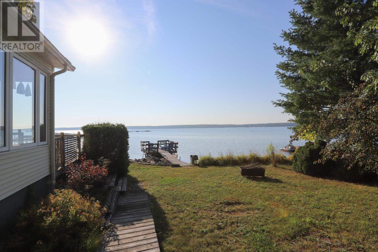 647b Lakeshore Dr, Tarbutt, Ontario  P0R 1E0 - Photo 50 - SM252715
