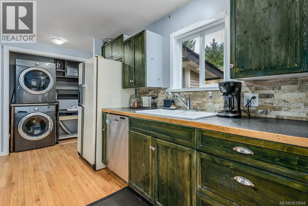 61 3216 Back Rd, Comox, British Columbia  V9M 4E2 - Photo 15 - 1018044