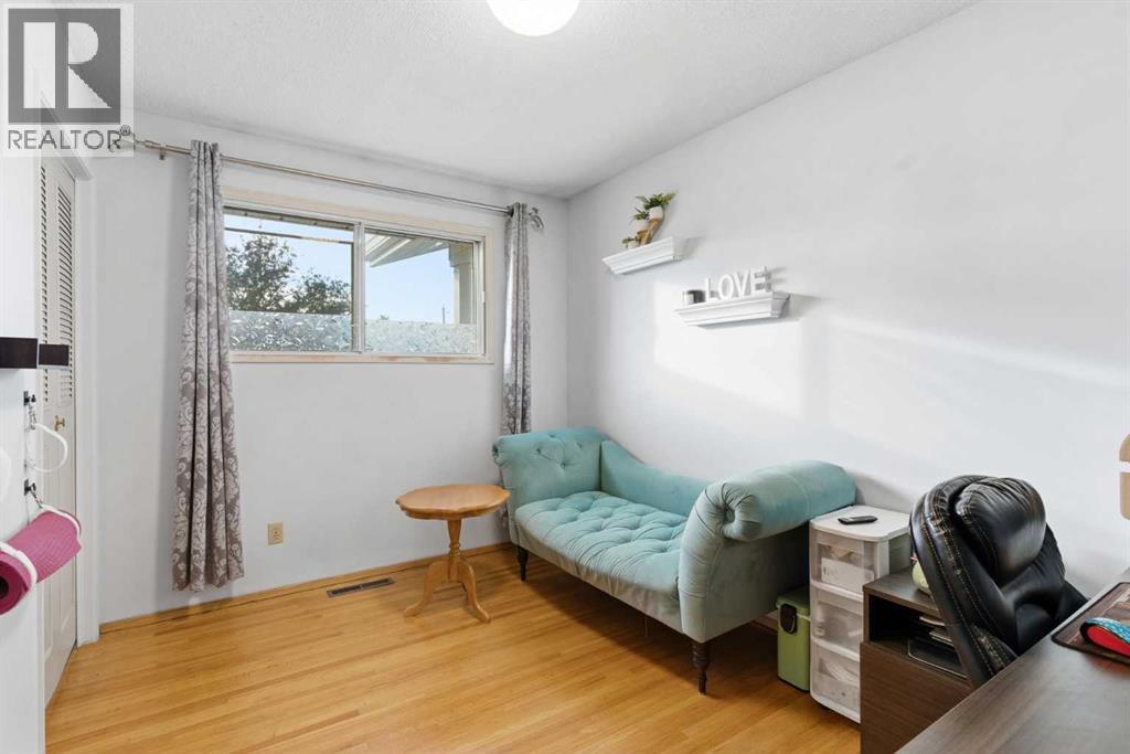 204 Martell Road Ne, Calgary, Alberta  T2A 2X1 - Photo 17 - A2265928