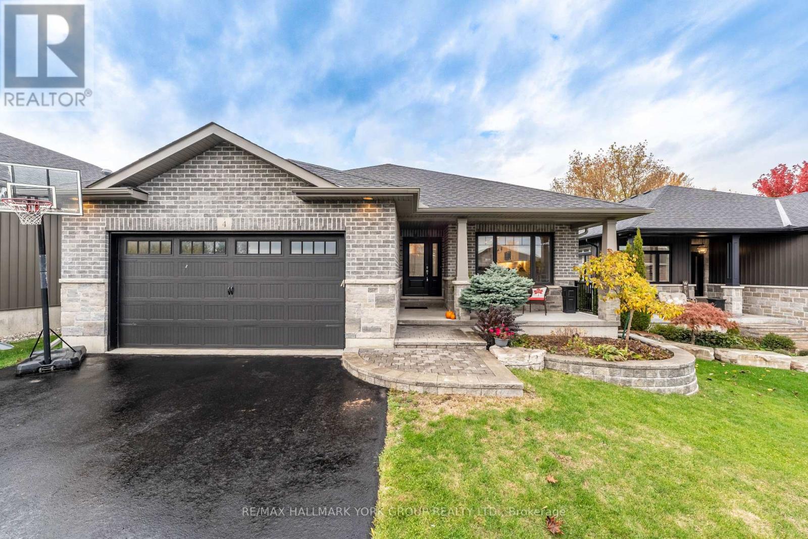 4 SYLVAN STREET, Quinte West, Ontario