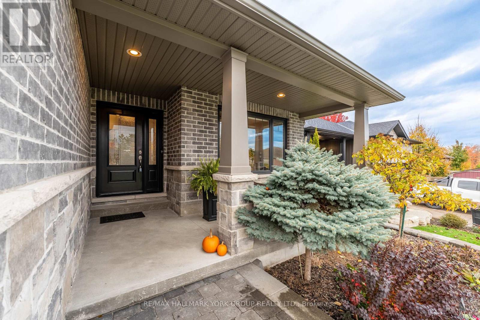 4 Sylvan Street, Quinte West, Ontario  K0K 1B0 - Photo 4 - X12476177