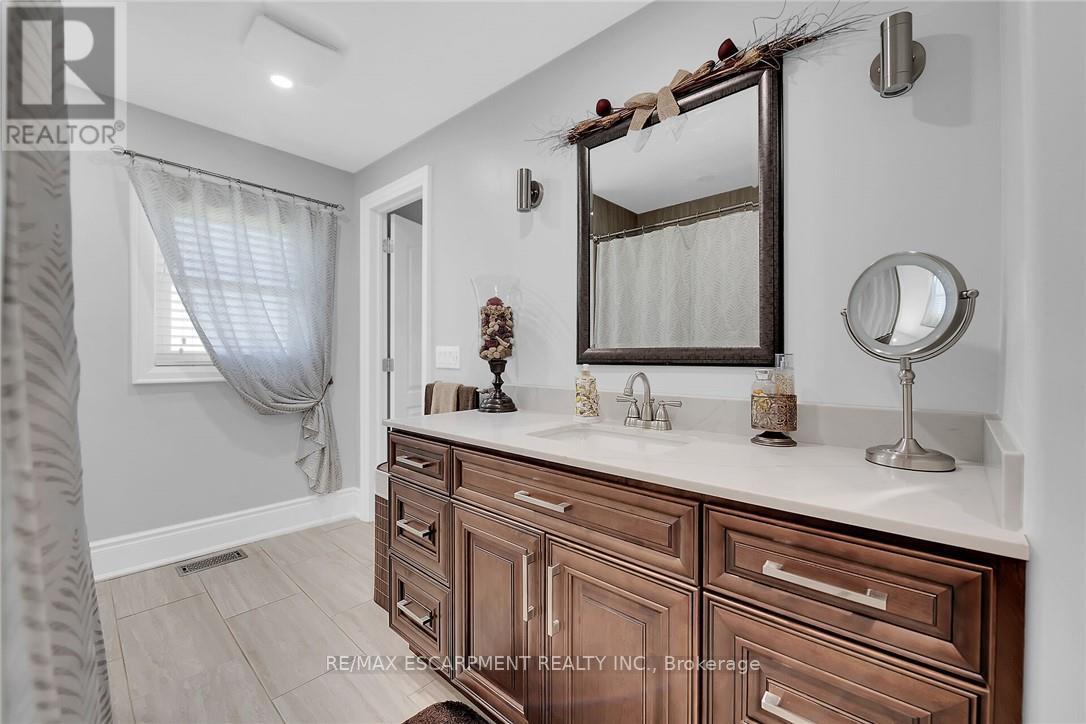 1866 Thompson Road, Norfolk, Ontario  N0A 1Y0 - Photo 20 - X12476187