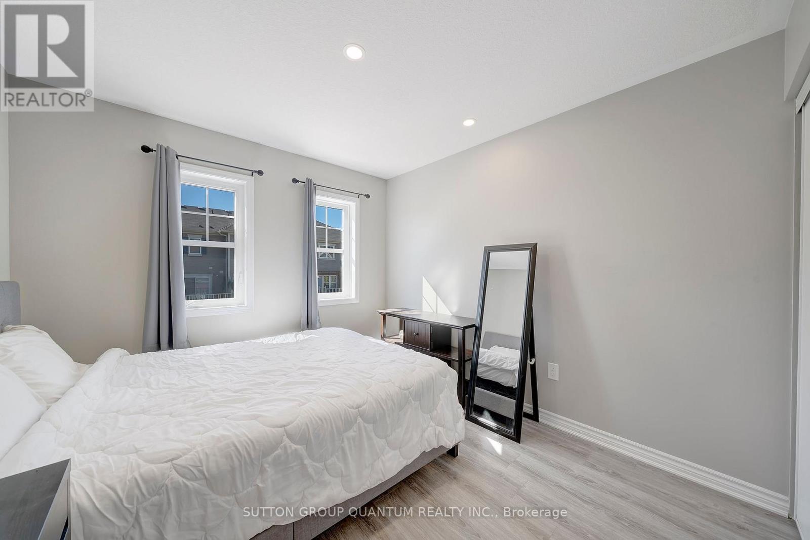 38 - 230 Avonsyde Boulevard, Hamilton, Ontario  L8B 1T9 - Photo 16 - X12476189