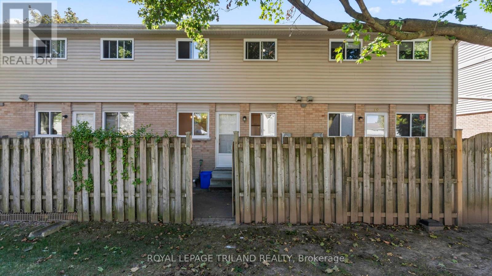 40 - 320 Westminster Avenue, London South, Ontario  N6C 5H5 - Photo 30 - X12476403