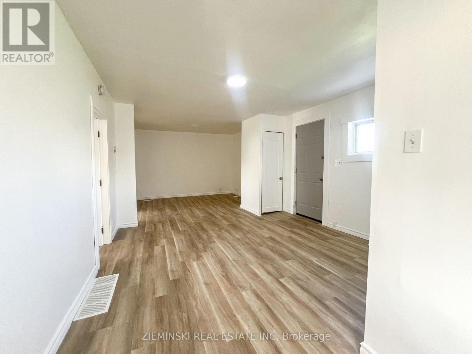 A - 310 Ninth Avenue, Cochrane, Ontario  P0L 1C0 - Photo 4 - T12476415