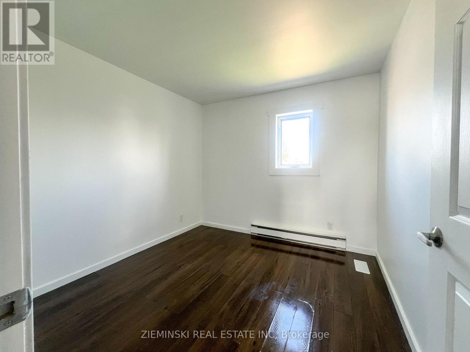 B - 310 Ninth Avenue, Cochrane, Ontario  P0L 1C0 - Photo 13 - T12476422