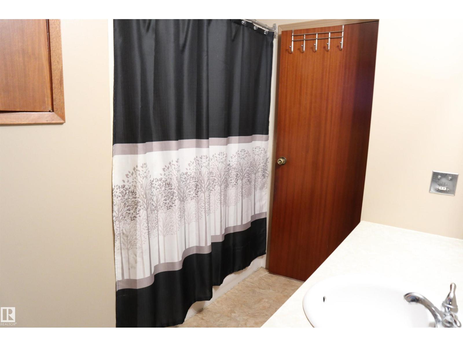 5010 40 Av, Wetaskiwin, Alberta  T9A 0A3 - Photo 14 - E4463057