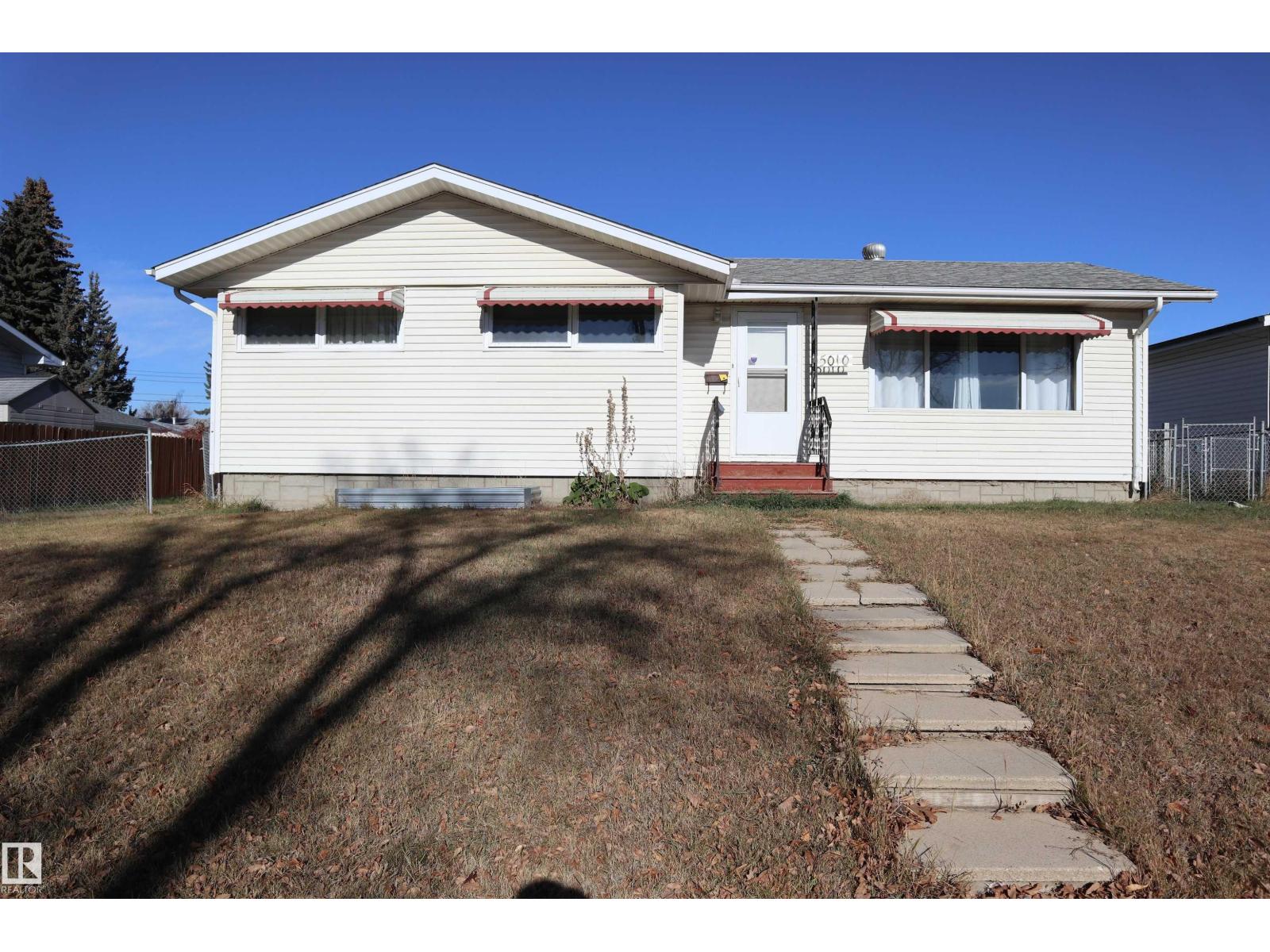 5010 40 Av, Wetaskiwin, Alberta  T9A 0A3 - Photo 2 - E4463057