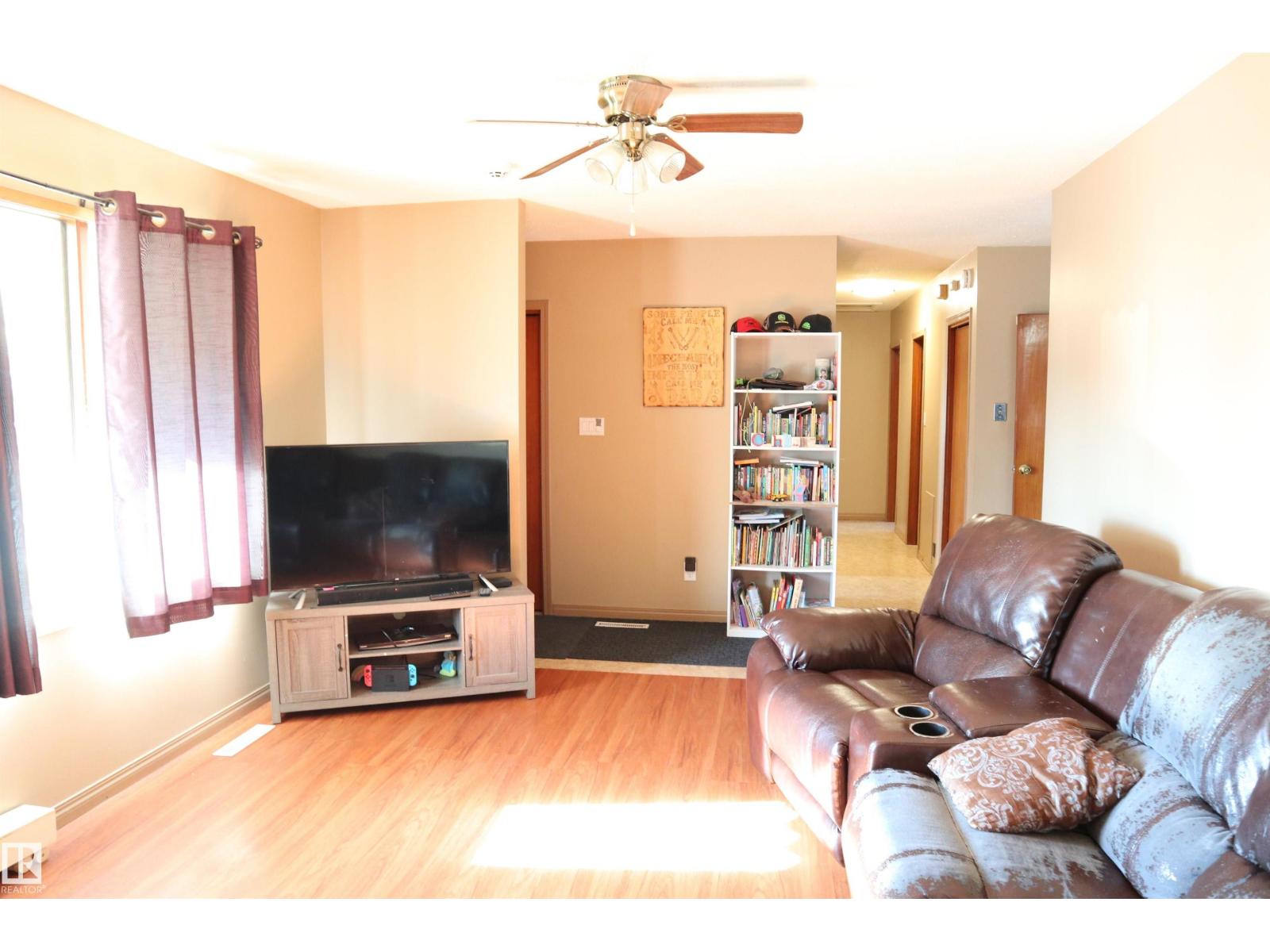 5010 40 Av, Wetaskiwin, Alberta  T9A 0A3 - Photo 4 - E4463057