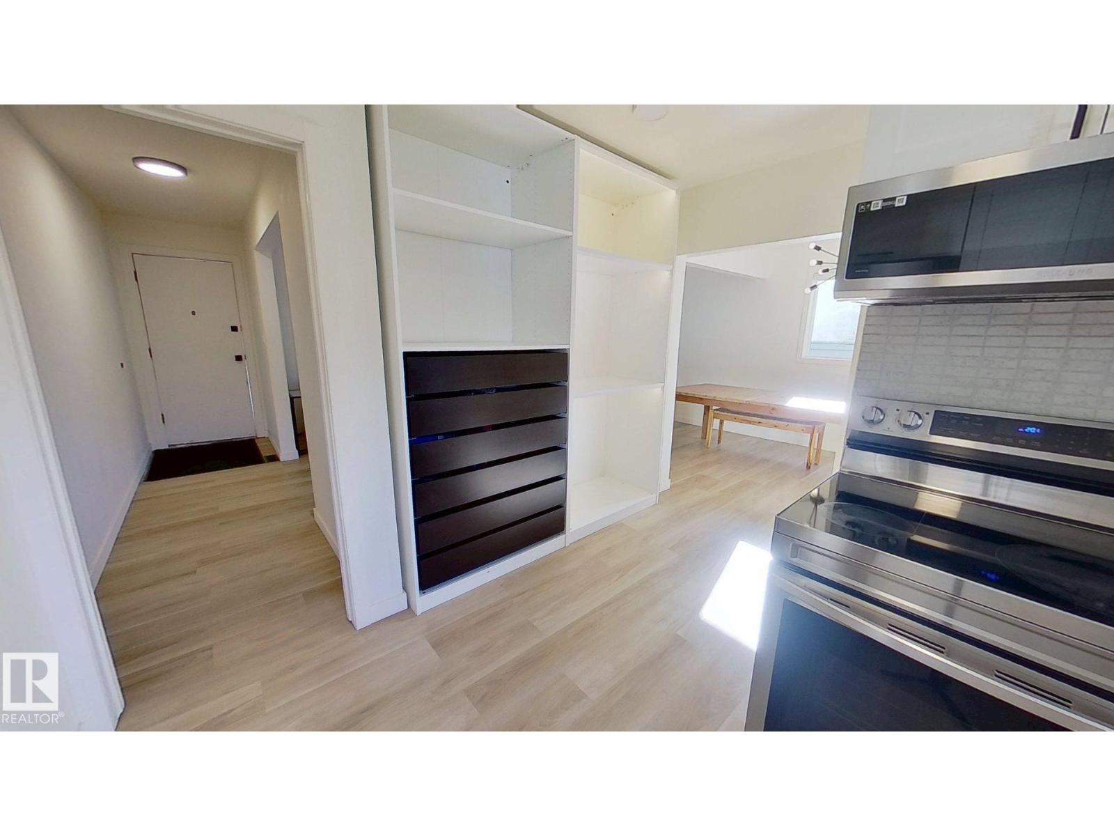 16466 104a Av Nw, Edmonton, Alberta  T5P 0T4 - Photo 6 - E4463058