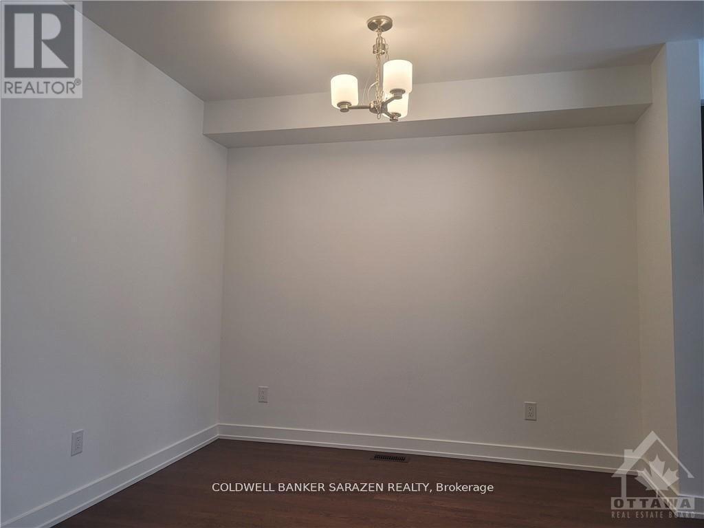 22 Nettle Crescent, Ottawa, Ontario  K1T 0W8 - Photo 10 - X12476404