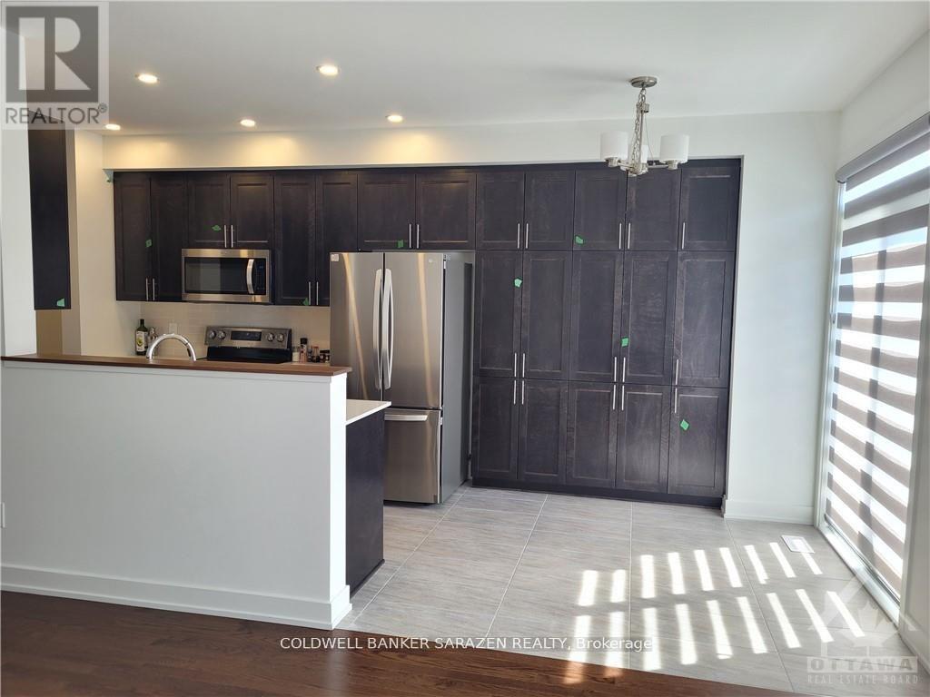 22 Nettle Crescent, Ottawa, Ontario  K1T 0W8 - Photo 7 - X12476404
