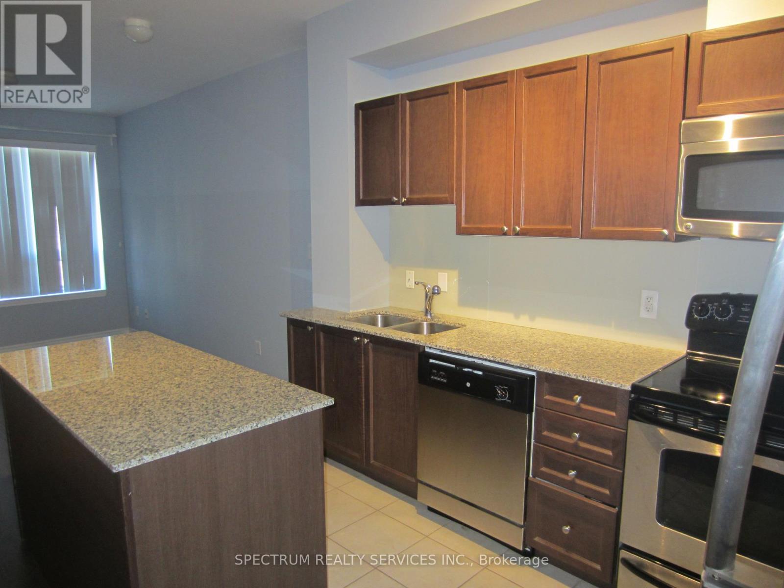 319 - 3865 Lake Shore Boulevard, Toronto, Ontario  M8W 0A2 - Photo 12 - W12476203