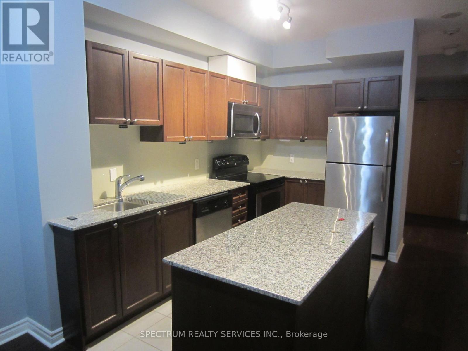 319 - 3865 Lake Shore Boulevard, Toronto, Ontario  M8W 0A2 - Photo 25 - W12476203