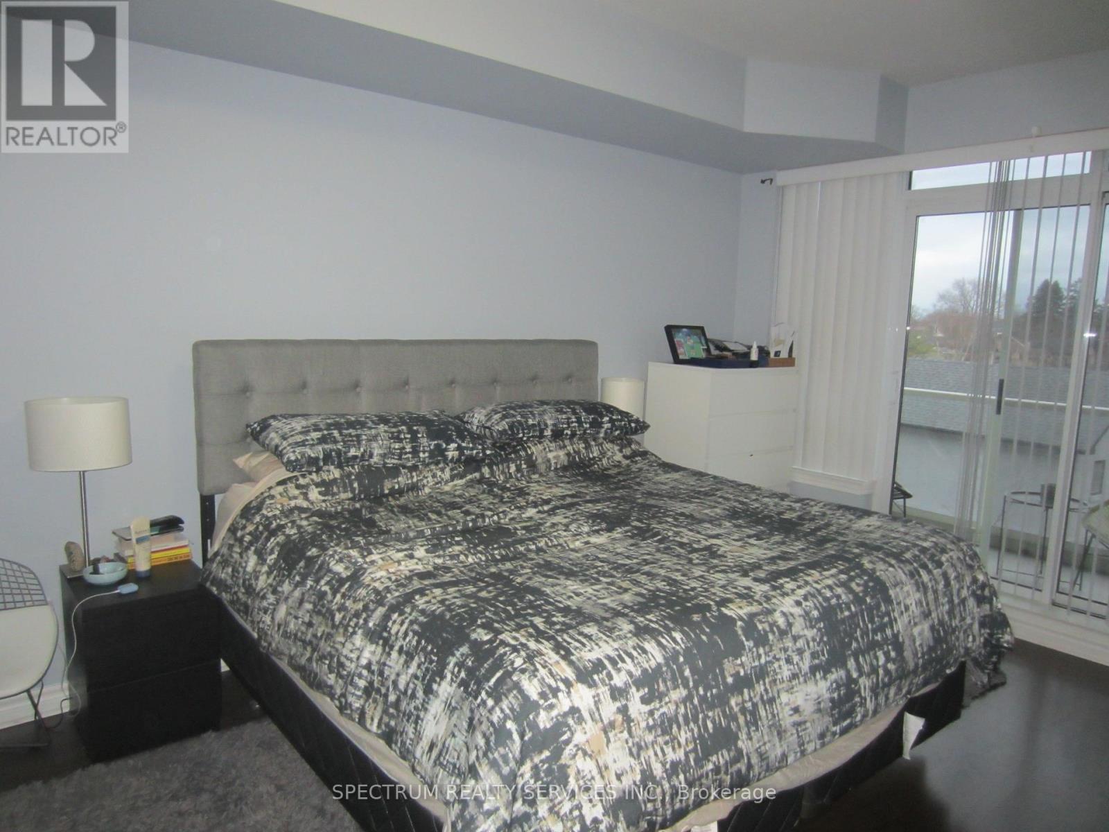 319 - 3865 Lake Shore Boulevard, Toronto, Ontario  M8W 0A2 - Photo 8 - W12476203