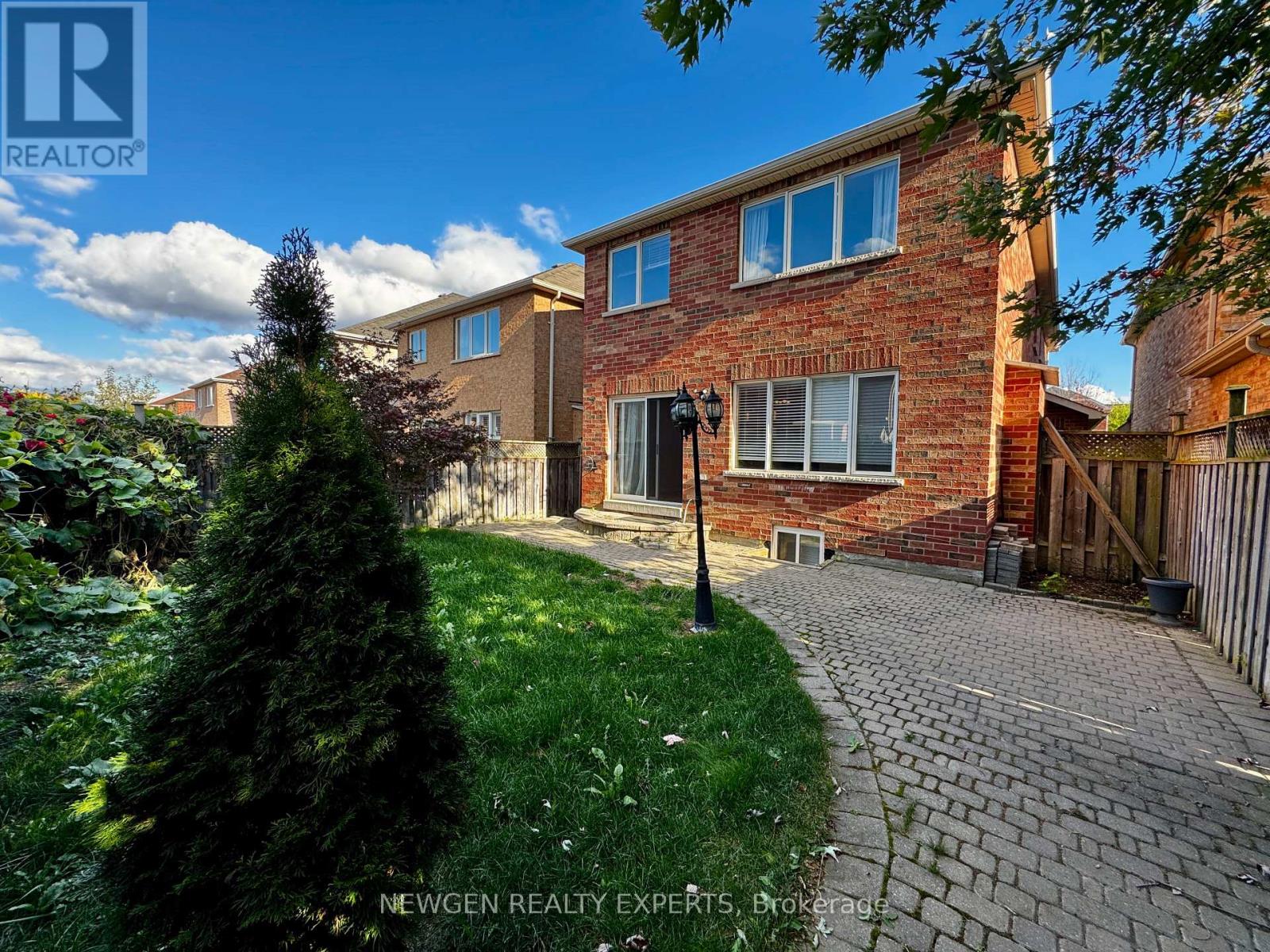(Upper Level) - 3217 Respond Road, Mississauga, Ontario  L5M 7X5 - Photo 22 - W12476207