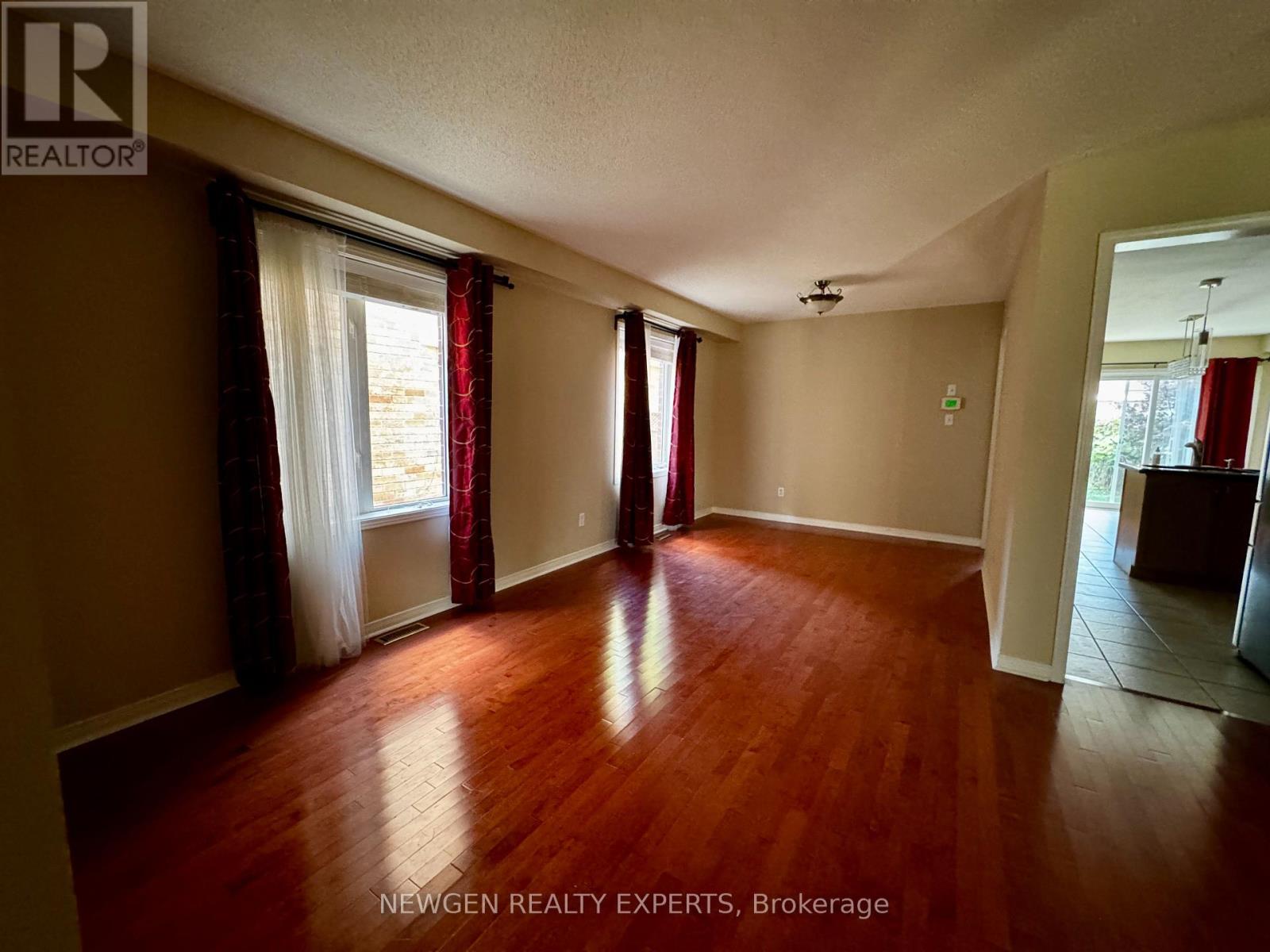 (Upper Level) - 3217 Respond Road, Mississauga, Ontario  L5M 7X5 - Photo 6 - W12476207