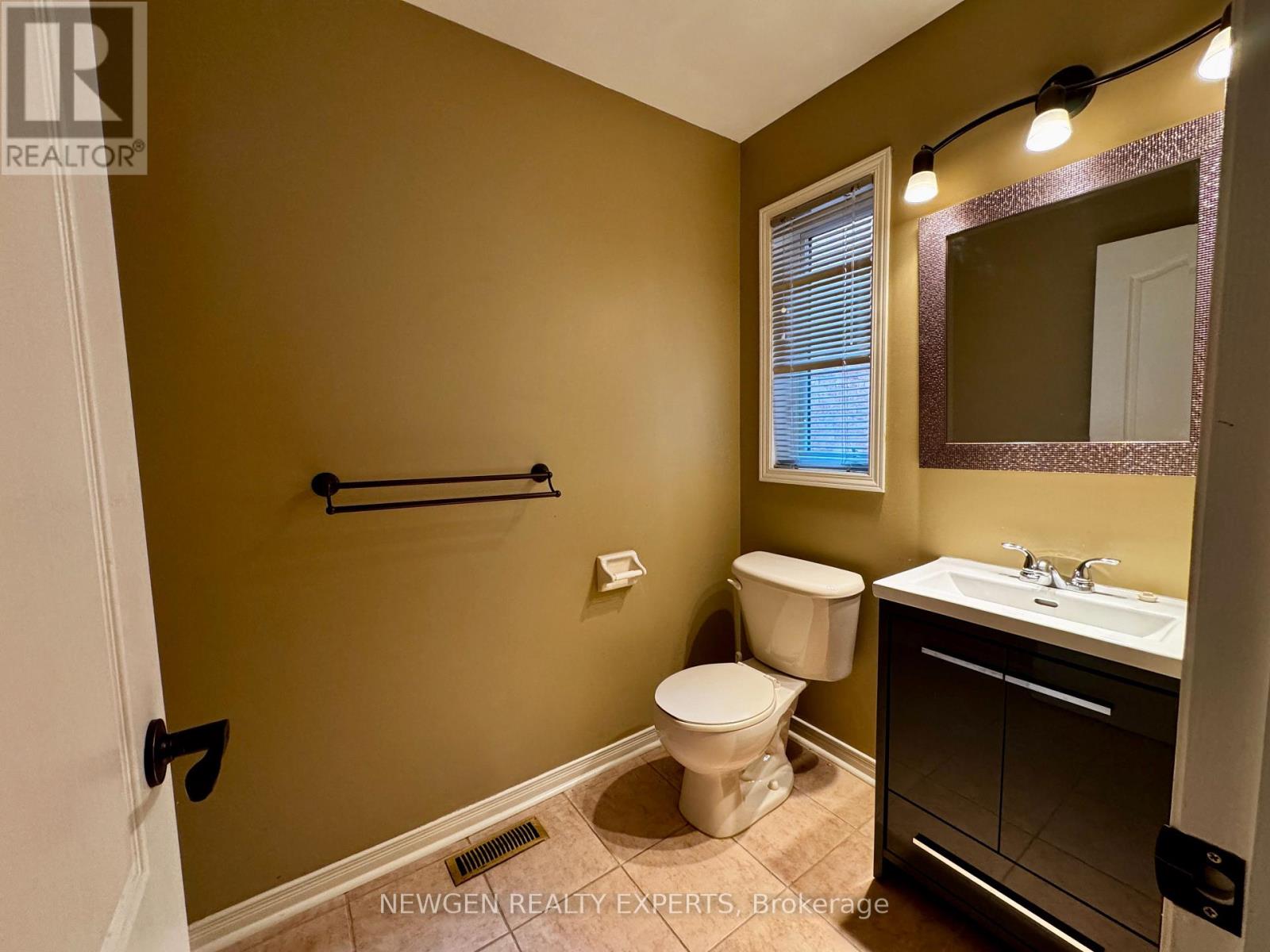 (Upper Level) - 3217 Respond Road, Mississauga, Ontario  L5M 7X5 - Photo 7 - W12476207