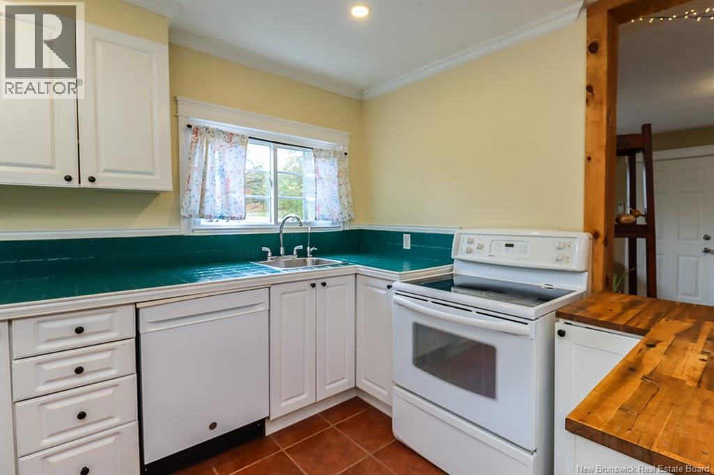 19 Vincent Road, Quispamsis, New Brunswick  E2G 0A5 - Photo 8 - NB128929