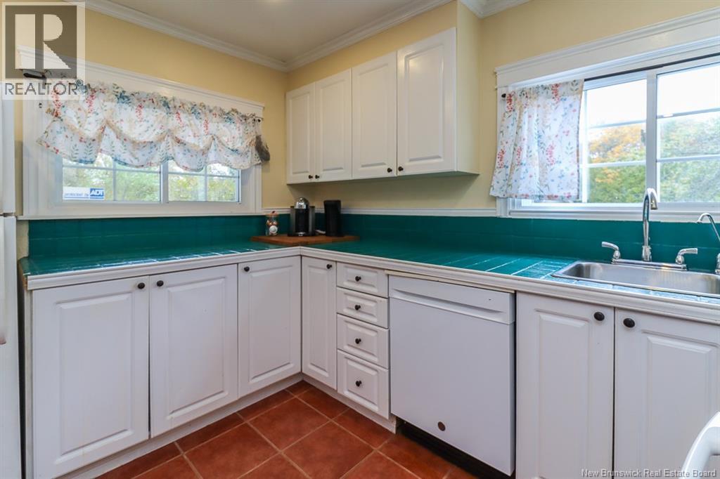 19 Vincent Road, Quispamsis, New Brunswick  E2G 0A5 - Photo 7 - NB128929