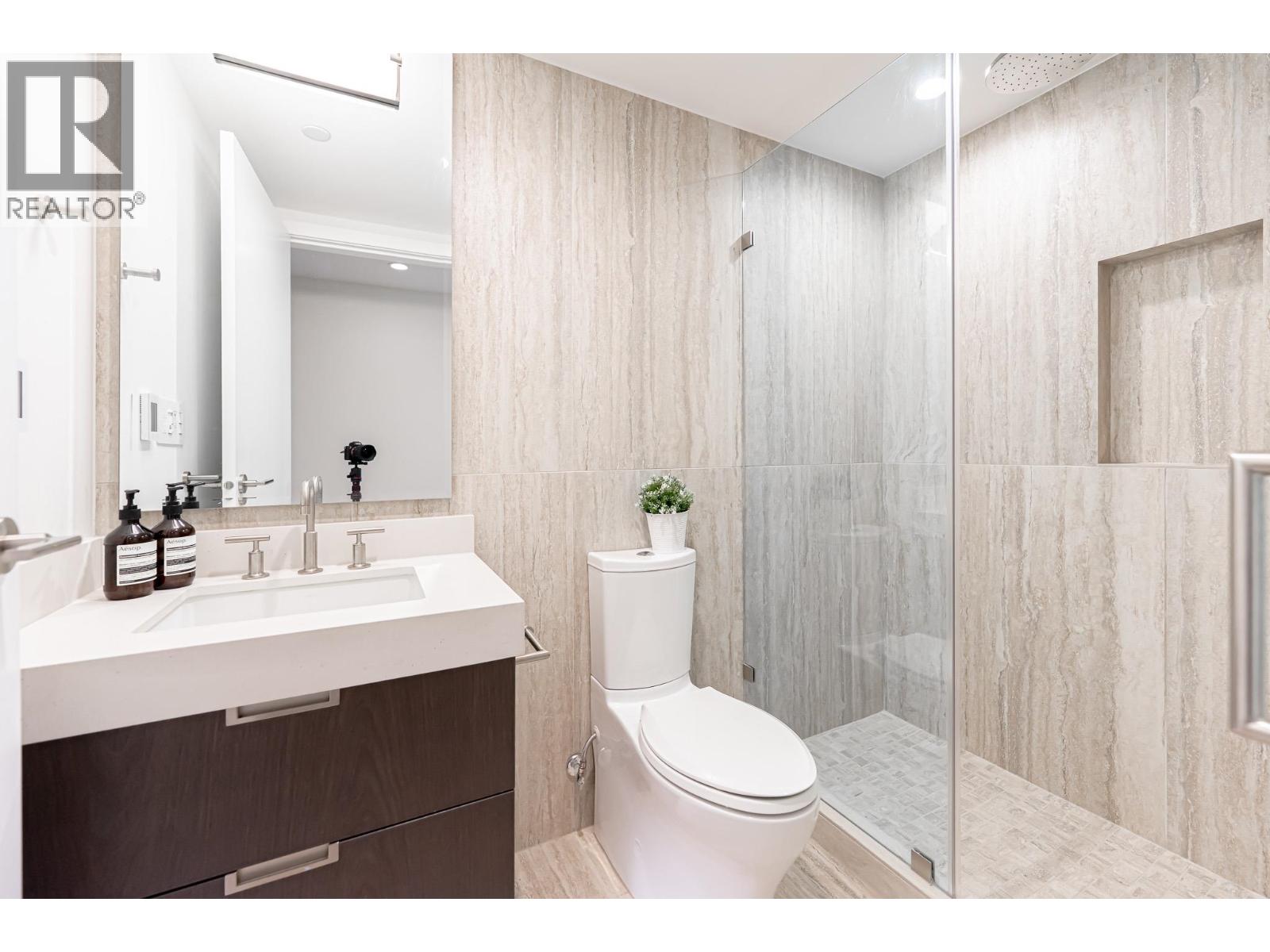 1502 1335 Howe Street, Vancouver, British Columbia  V6Z 0H1 - Photo 11 - R3060936