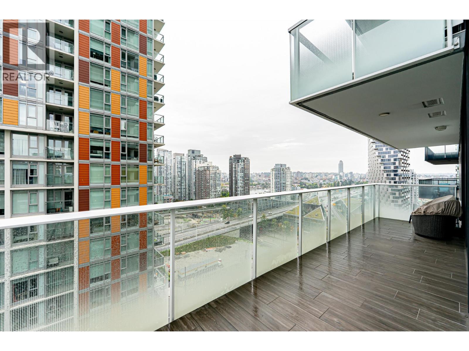 1502 1335 Howe Street, Vancouver, British Columbia  V6Z 0H1 - Photo 8 - R3060936