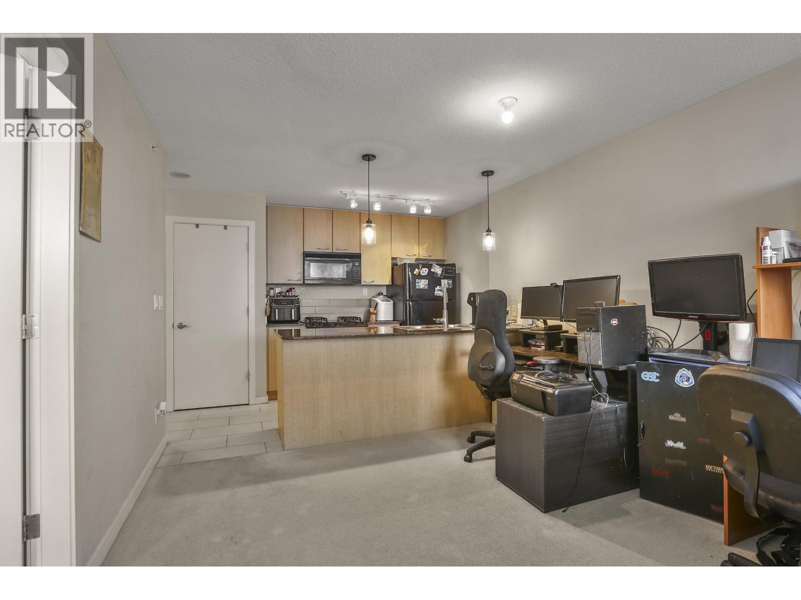 2001 7178 Collier Street, Burnaby, British Columbia  V5E 4N7 - Photo 8 - R3060953