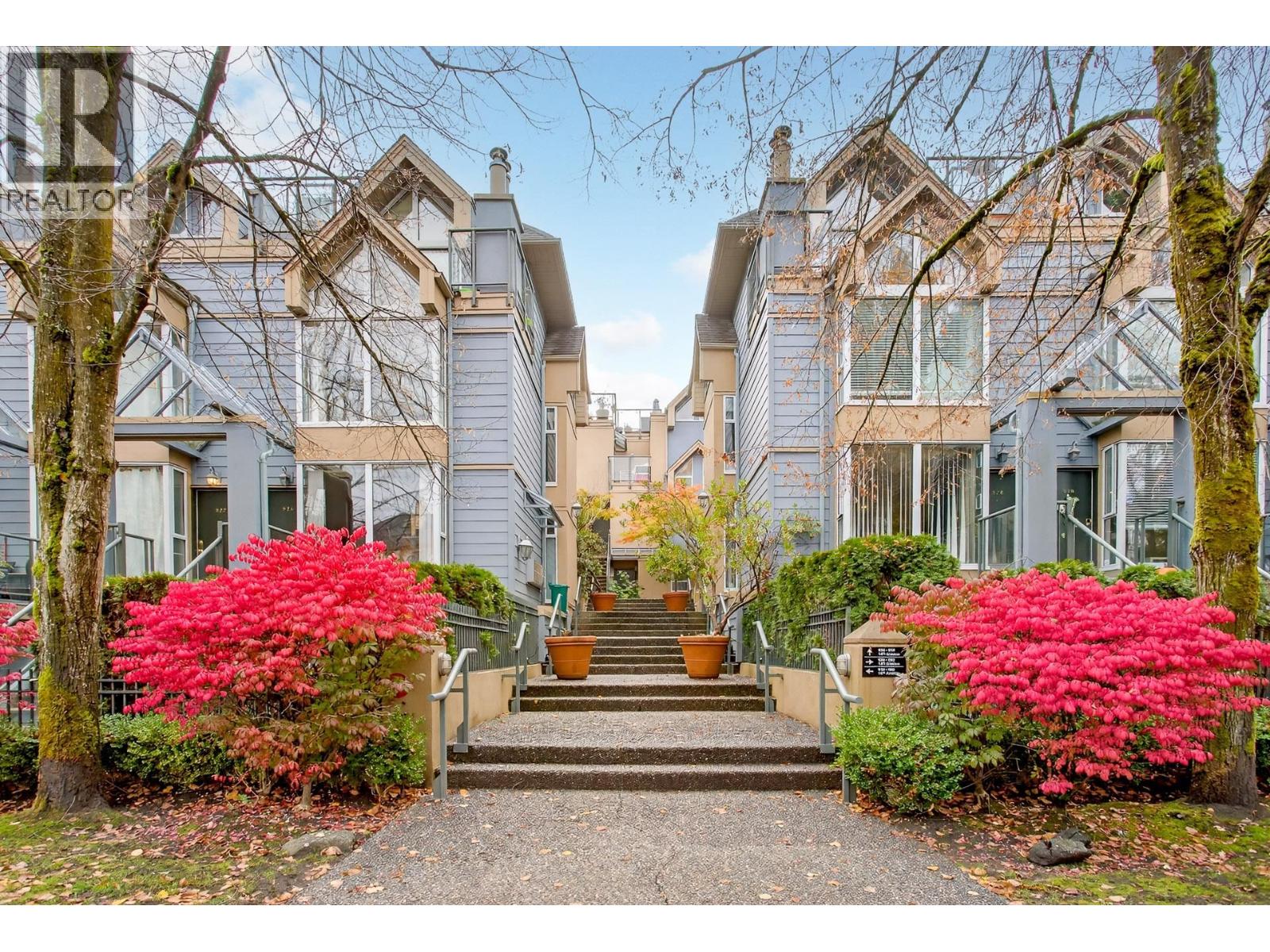 3019 Laurel Street, Vancouver, British Columbia  V5Z 3T6 - Photo 2 - R3060954