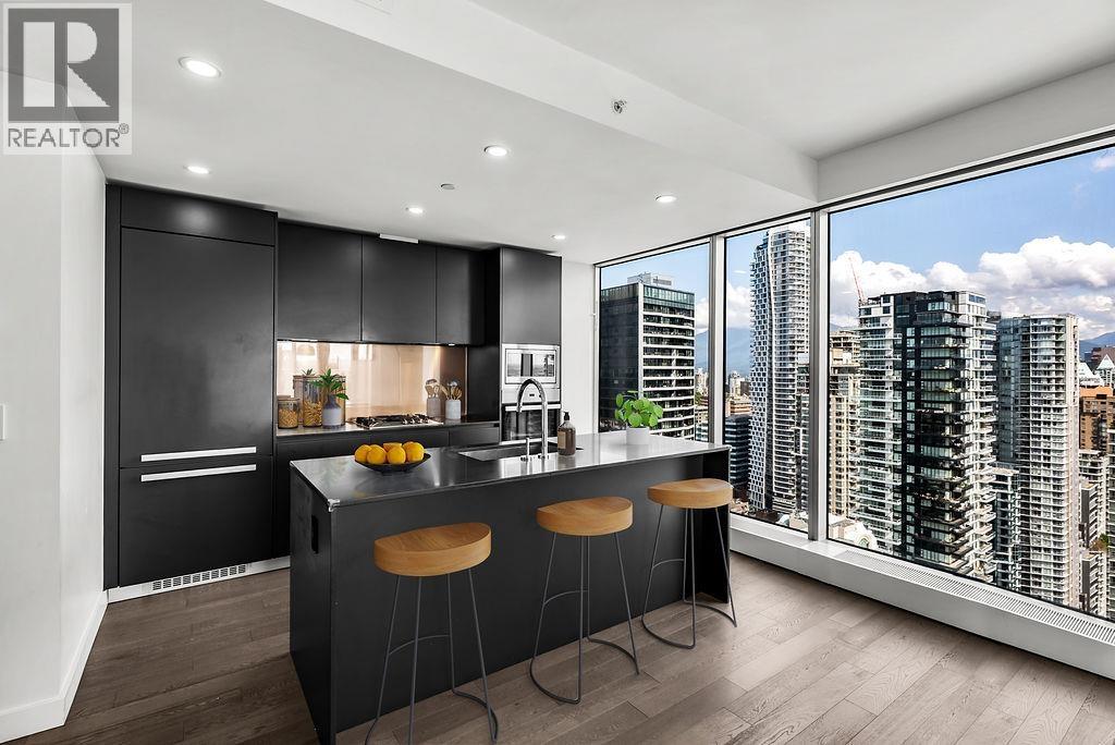 4208 1480 HOWE STREET, Vancouver, British Columbia