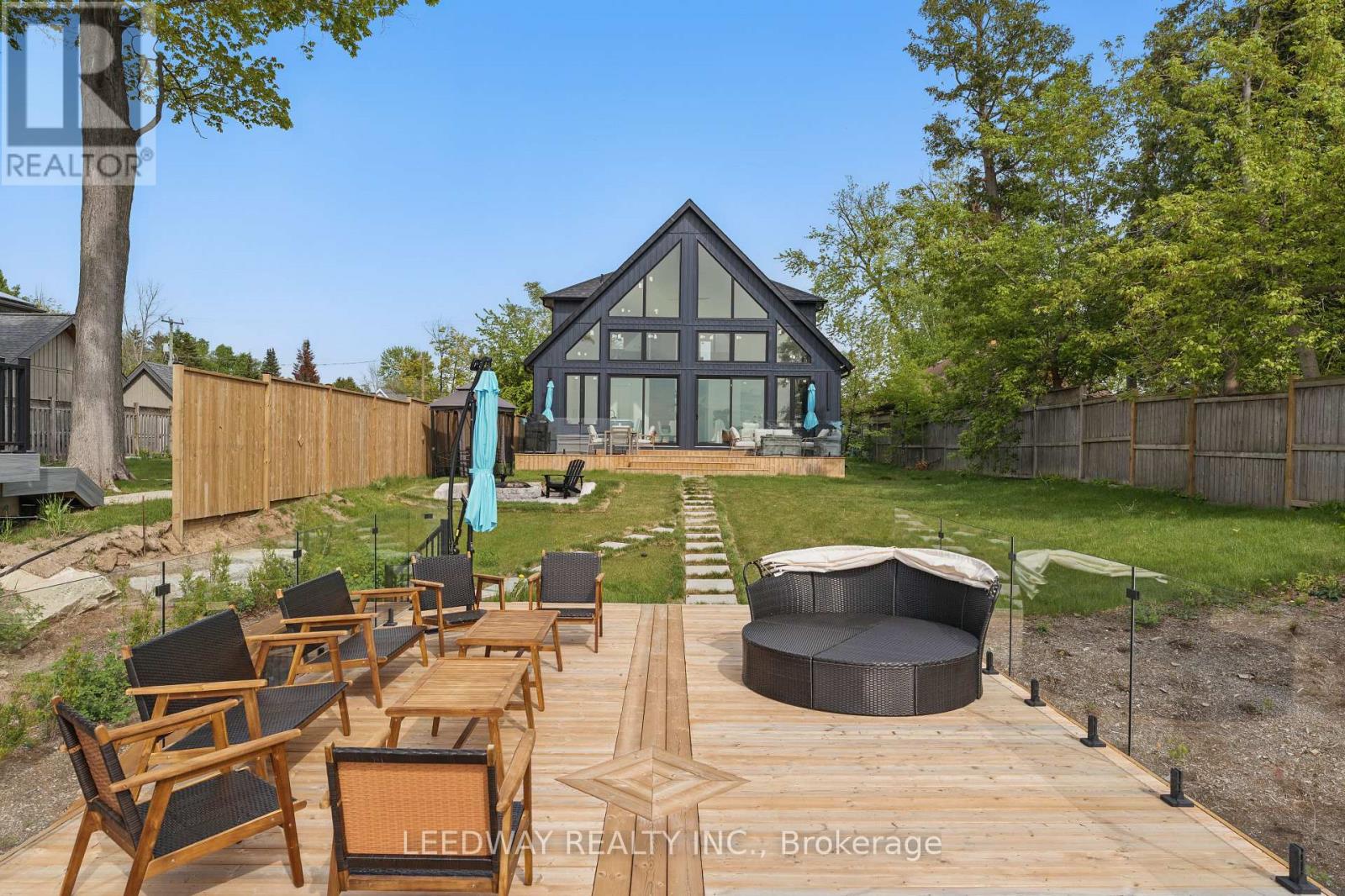 24410 Thorah Park Boulevard, Brock, Ontario  L0K 1A0 - Photo 42 - N12373286