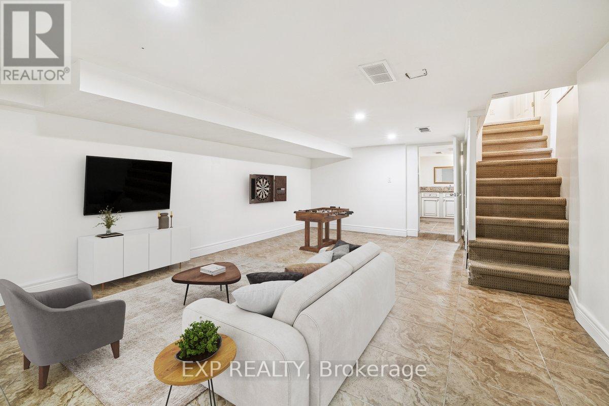 29 Case Street, Hamilton (Stripley), Ontario  L8L 3G6 - Photo 33 - X12472672