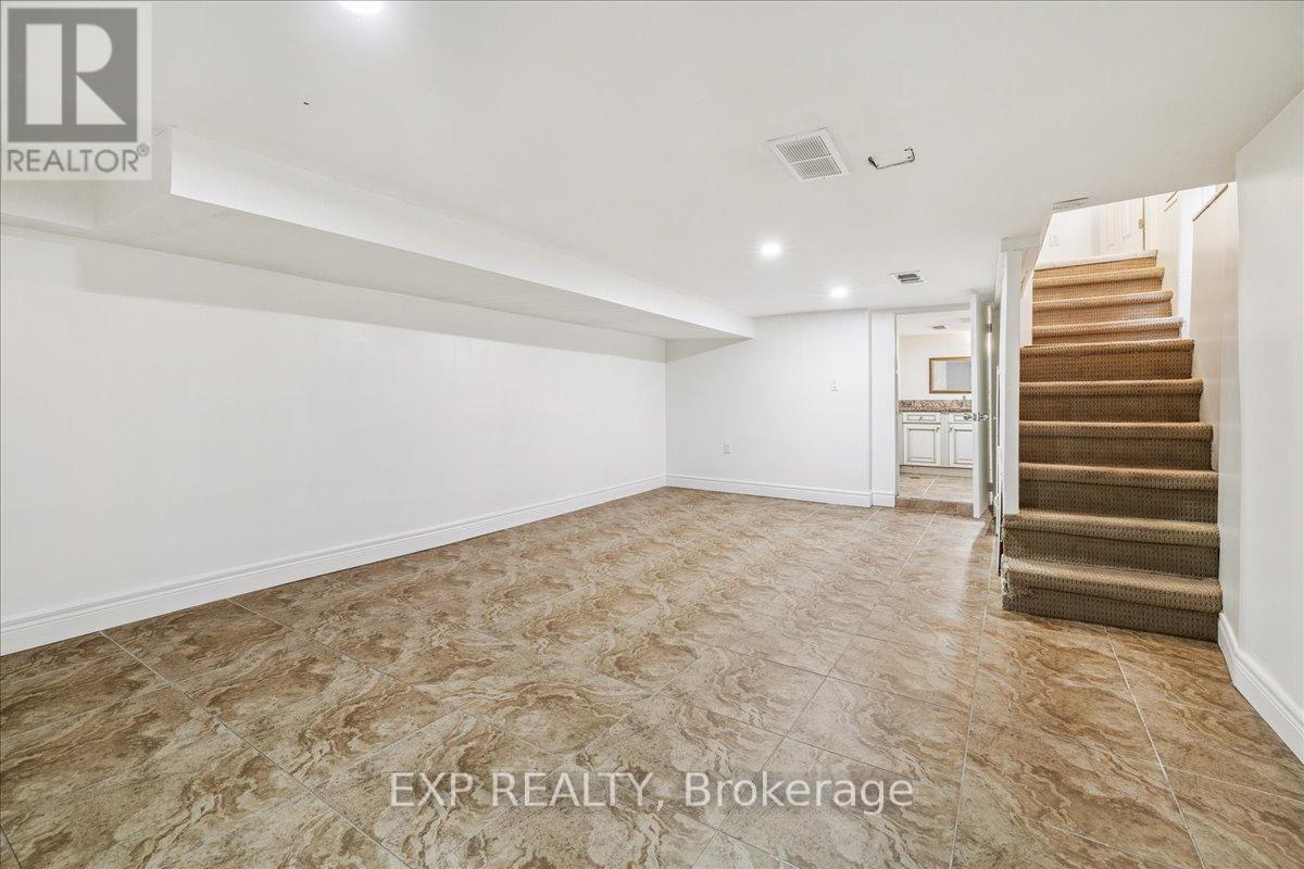 29 Case Street, Hamilton (Stripley), Ontario  L8L 3G6 - Photo 34 - X12472672