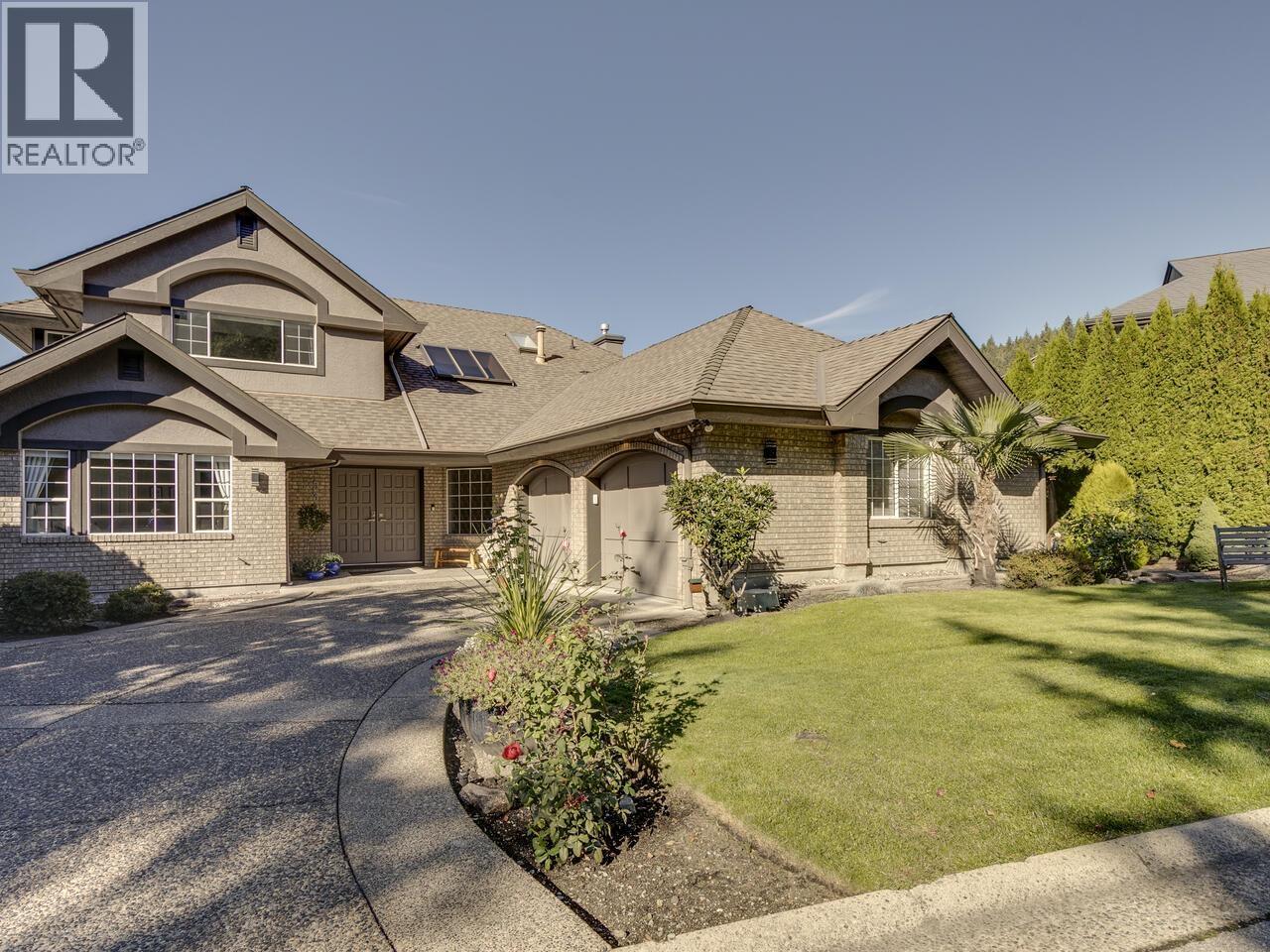 5390 WESTHAVEN WYND, West Vancouver, British Columbia