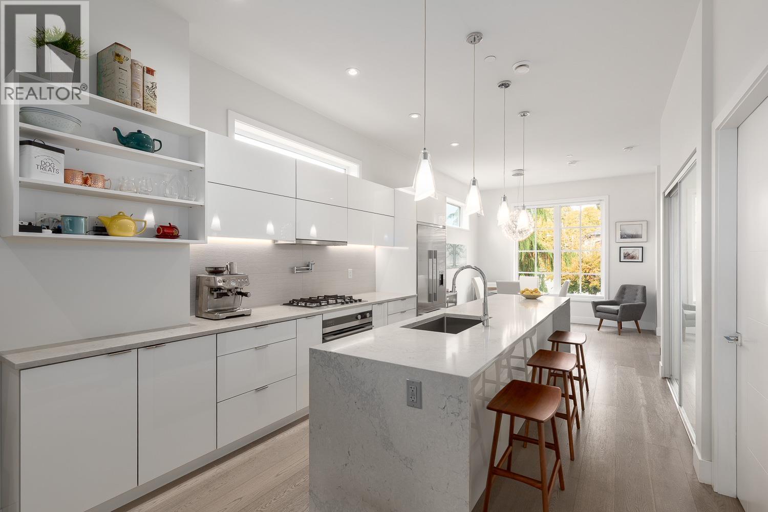 220 E 40th Avenue, Vancouver, British Columbia  V5W 1L8 - Photo 11 - R3060917