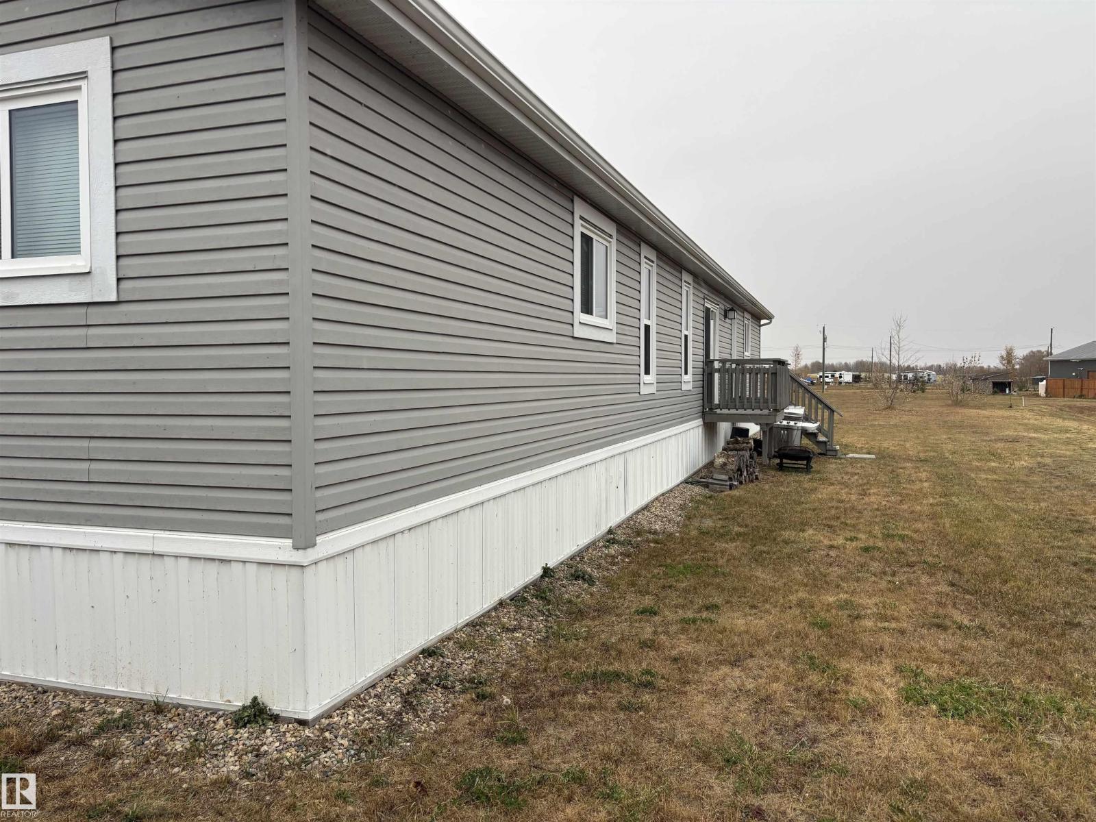 1602 Parakeet Cl, Rural Camrose County, Alberta  T0B 4J1 - Photo 3 - E4463064