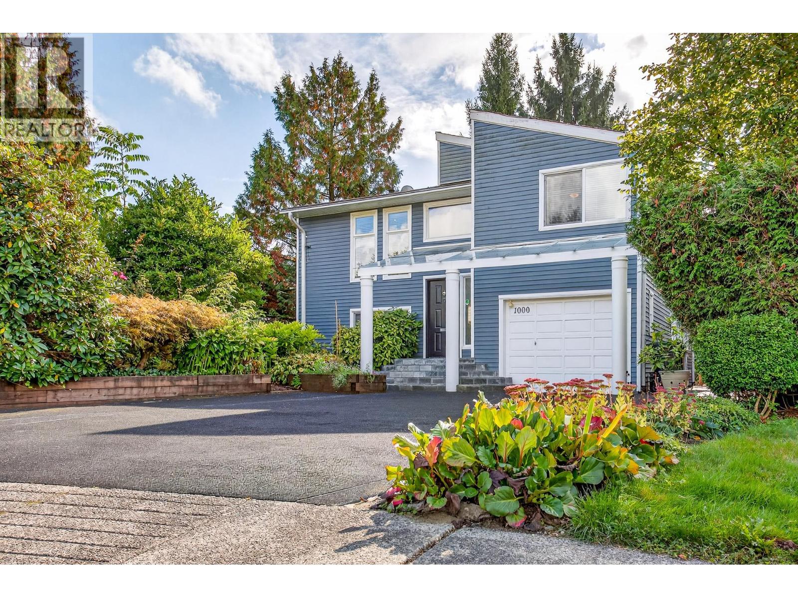 1000 Hoy Street, Coquitlam, British Columbia  V3C 4R2 - Photo 2 - R3060719