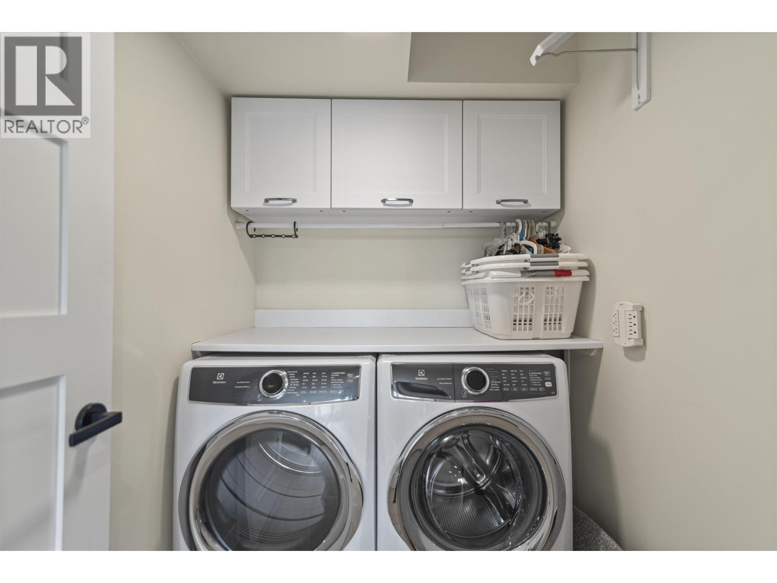 648 Gibsons Way, Gibsons, British Columbia  V0N 1V9 - Photo 29 - R3060512