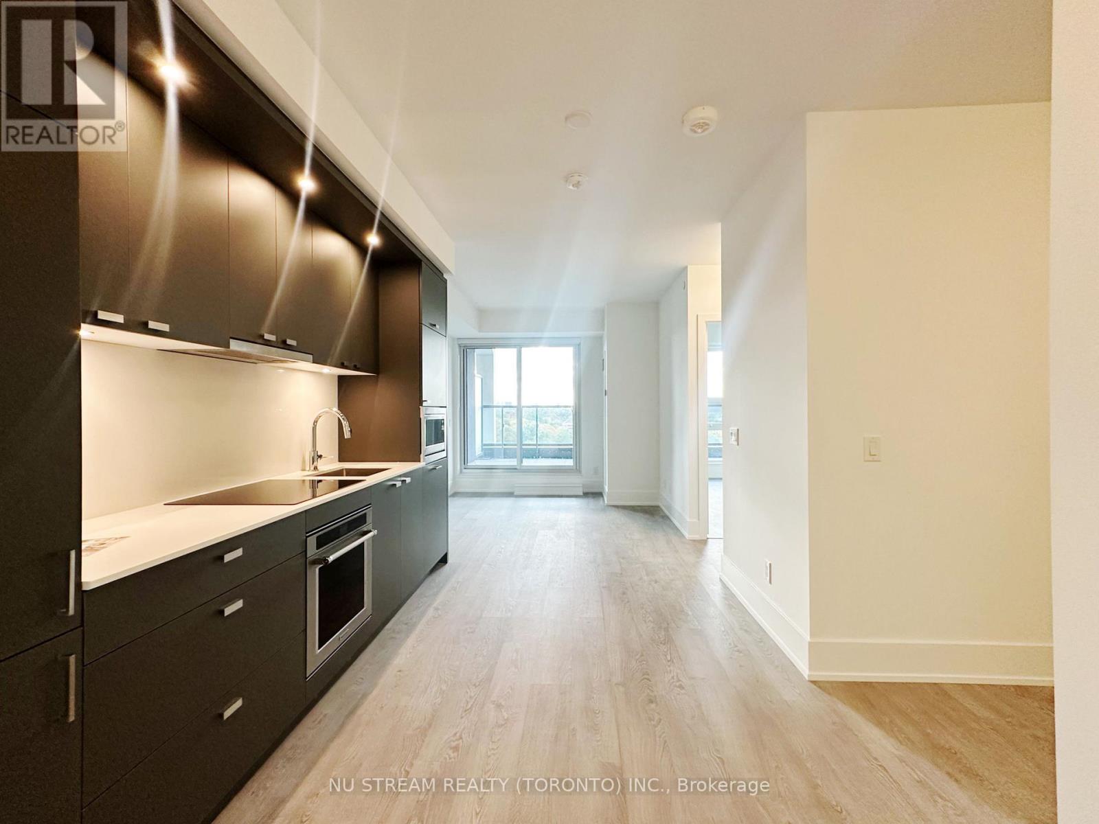 808 - 115 Denison Avenue, Toronto, Ontario  M5T 2N1 - Photo 4 - C12476232