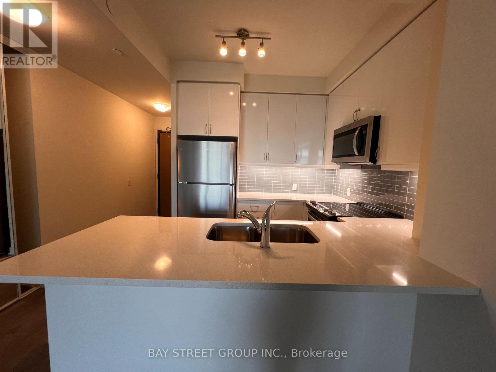1220 - 4955 Yonge Street, Toronto, Ontario  M2N 0L8 - Photo 4 - C12476279