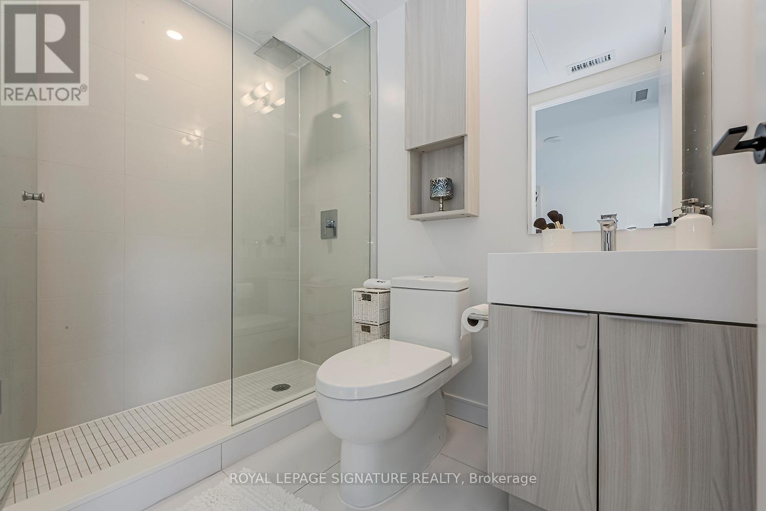 S609 - 180 Mill Street, Toronto, Ontario  M5A 0V7 - Photo 11 - C12476336