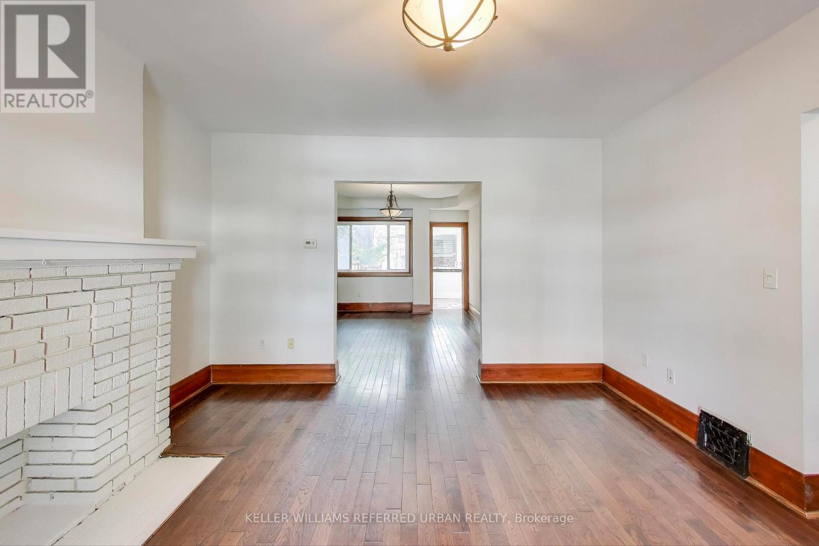 39 Eastwood Road, Toronto, Ontario  M4L 2C6 - Photo 6 - E12476269
