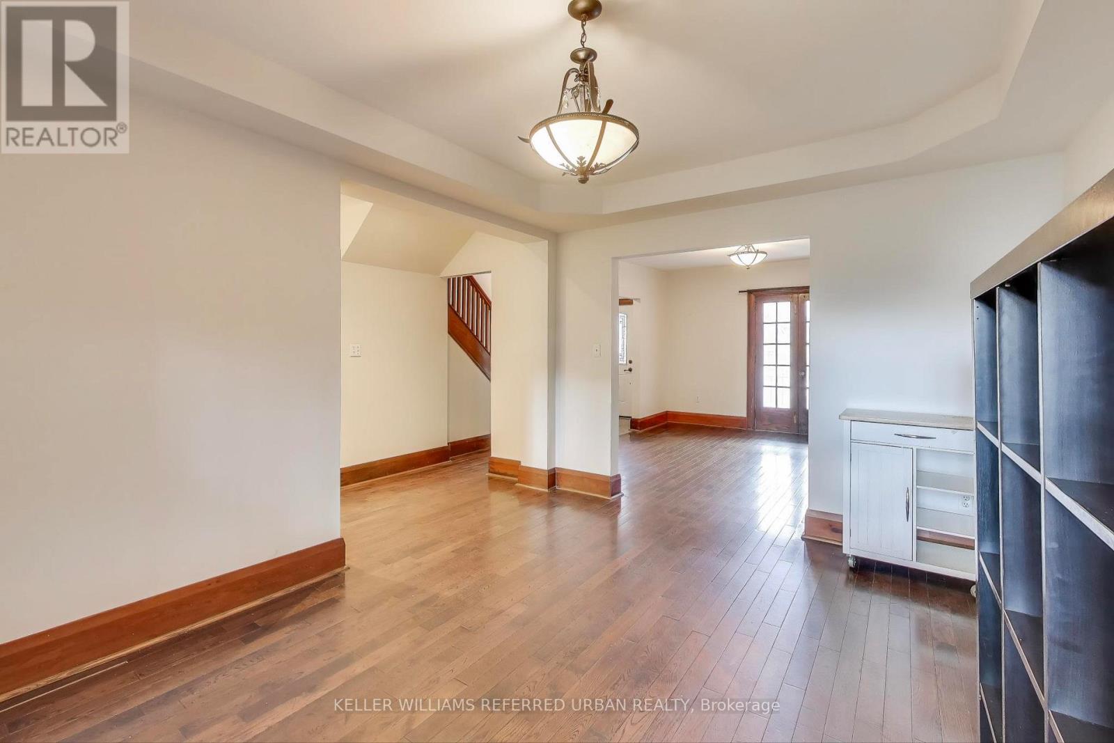 39 Eastwood Road, Toronto, Ontario  M4L 2C6 - Photo 9 - E12476269