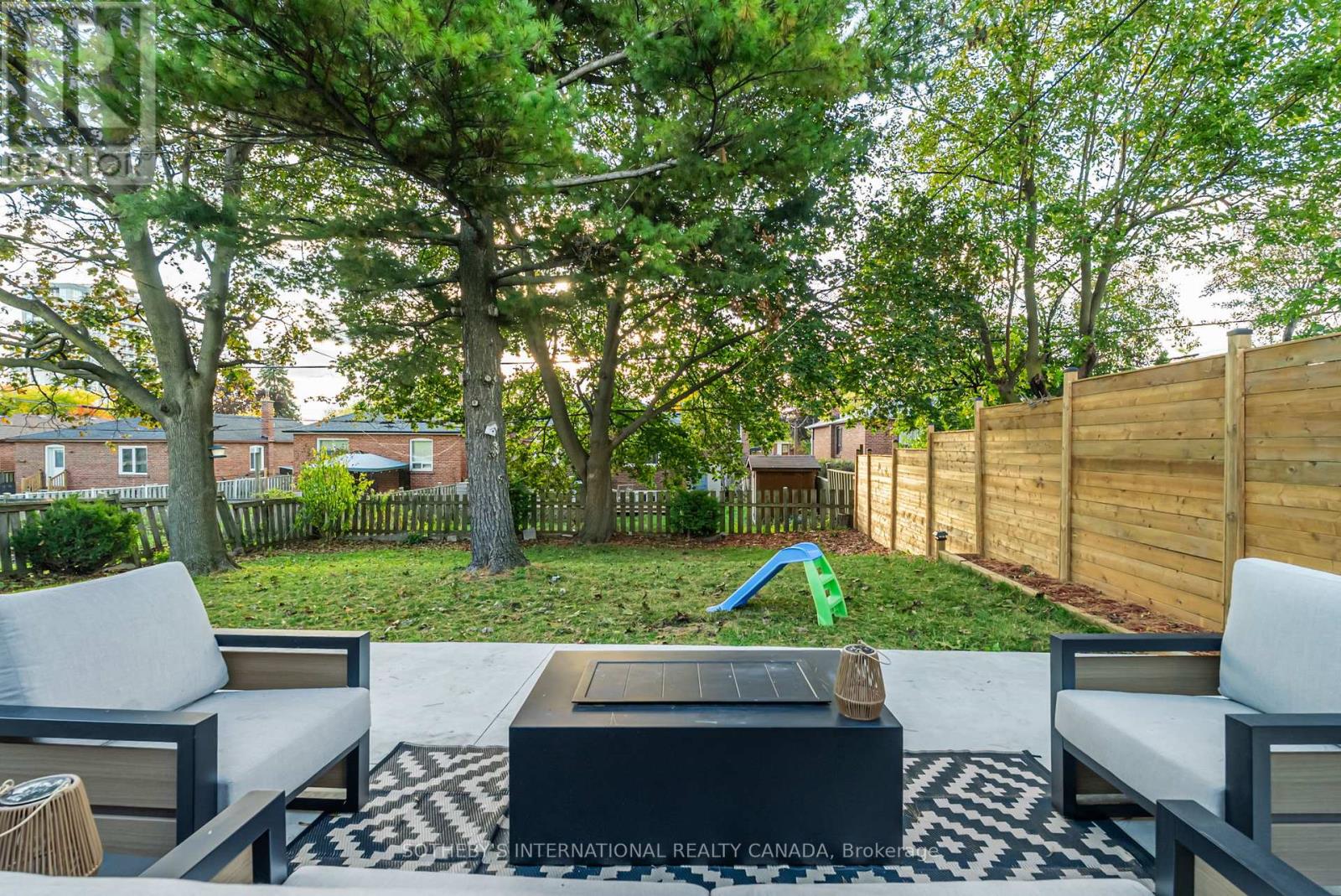 38 Vauxhall Drive, Toronto (Dorset Park), Ontario  M1P 1P7 - Photo 46 - E12476369