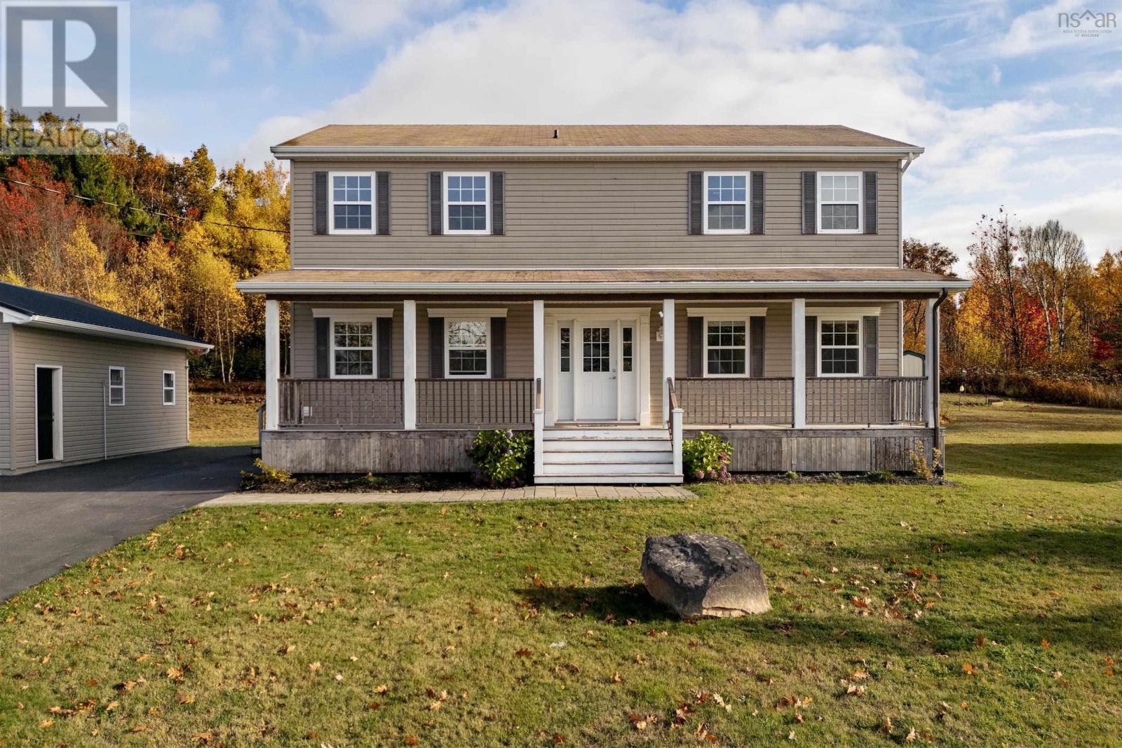 25 Brownell Avenue, Amherst, Nova Scotia  B4H 1Z8 - Photo 3 - 202526367