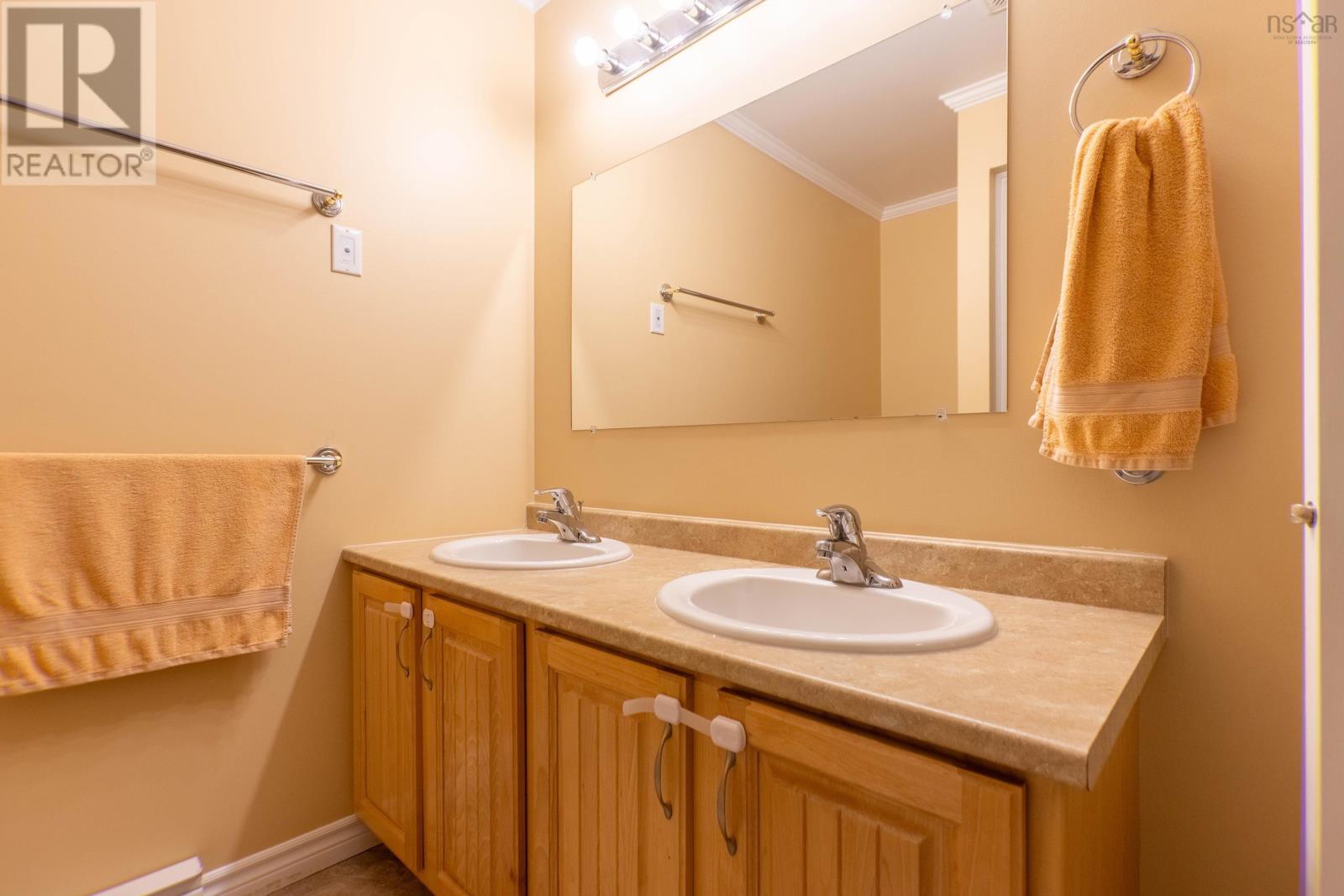 25 Brownell Avenue, Amherst, Nova Scotia  B4H 1Z8 - Photo 35 - 202526367